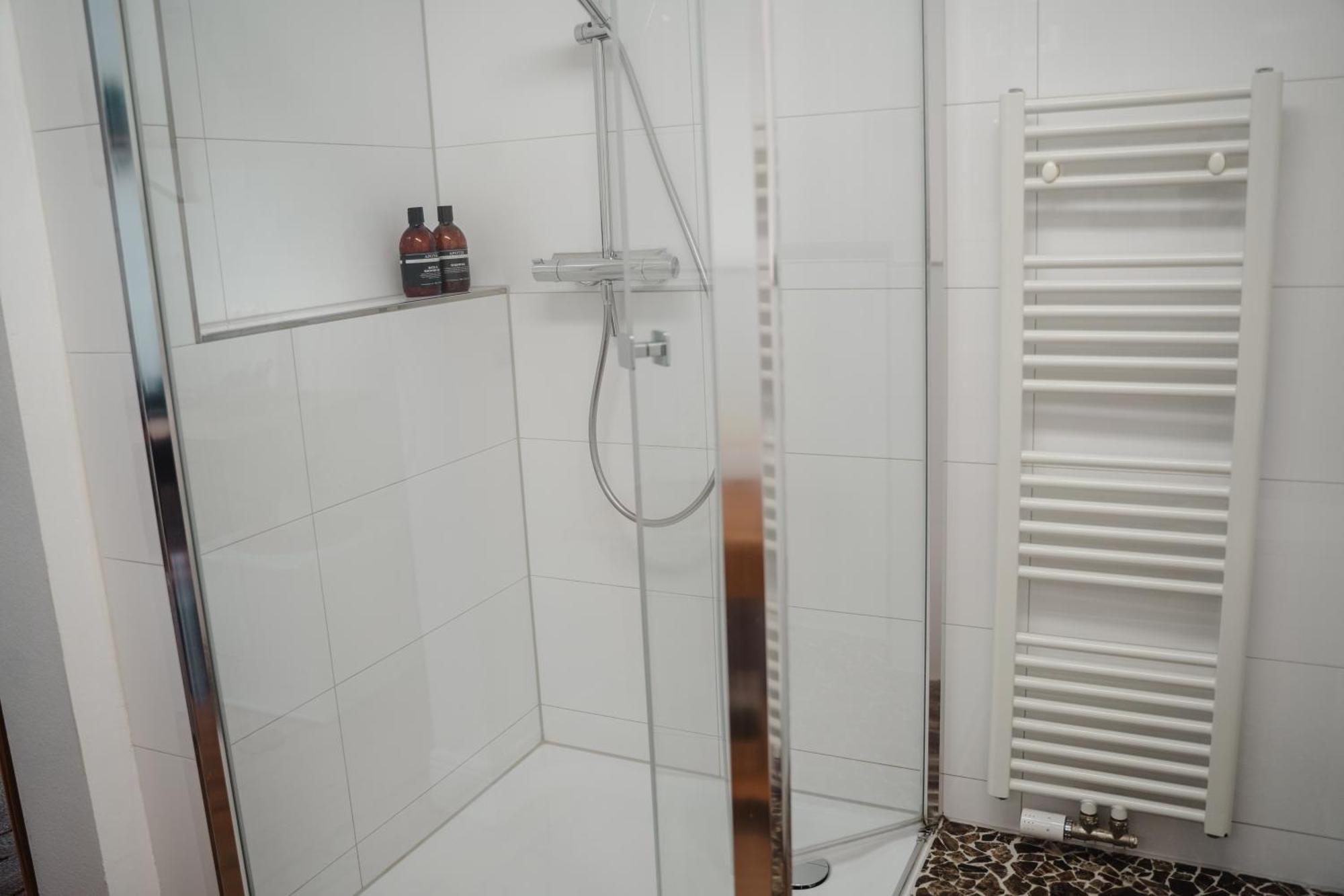 II Gemuetliches 1-Zimmer-Apartment & Eigenes Bad II Koblenc Exteriér fotografie